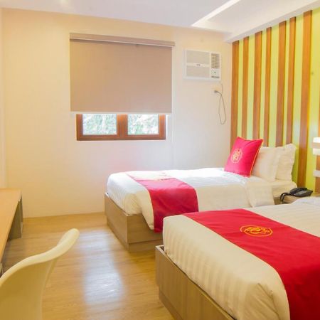 Hotel Rosita Lucena Eksteriør billede