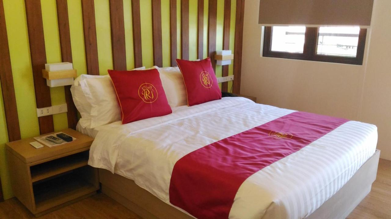 Hotel Rosita Lucena Eksteriør billede