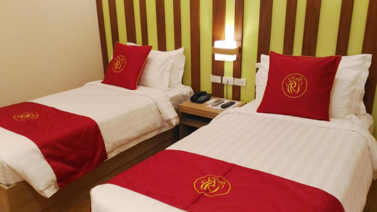Hotel Rosita Lucena Eksteriør billede